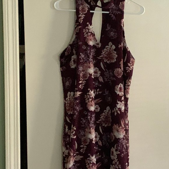 Francesca's floral maroon dress - Picture 2 of 4